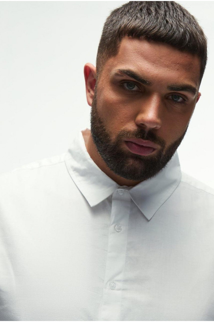 Плюс біла оксфордська сорочка звичайного крою