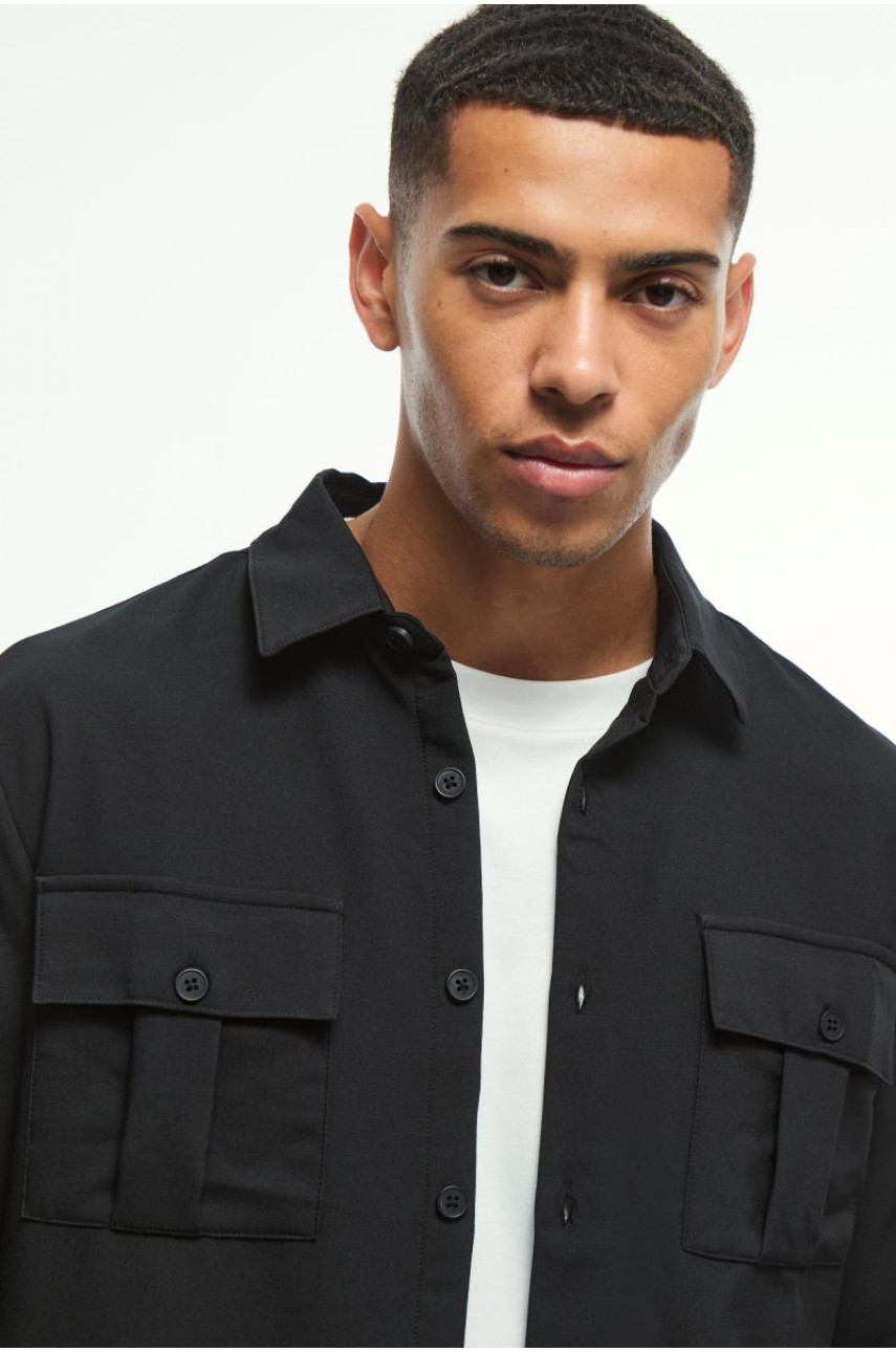 Легка оверсайз-сорочка з довгим рукавом