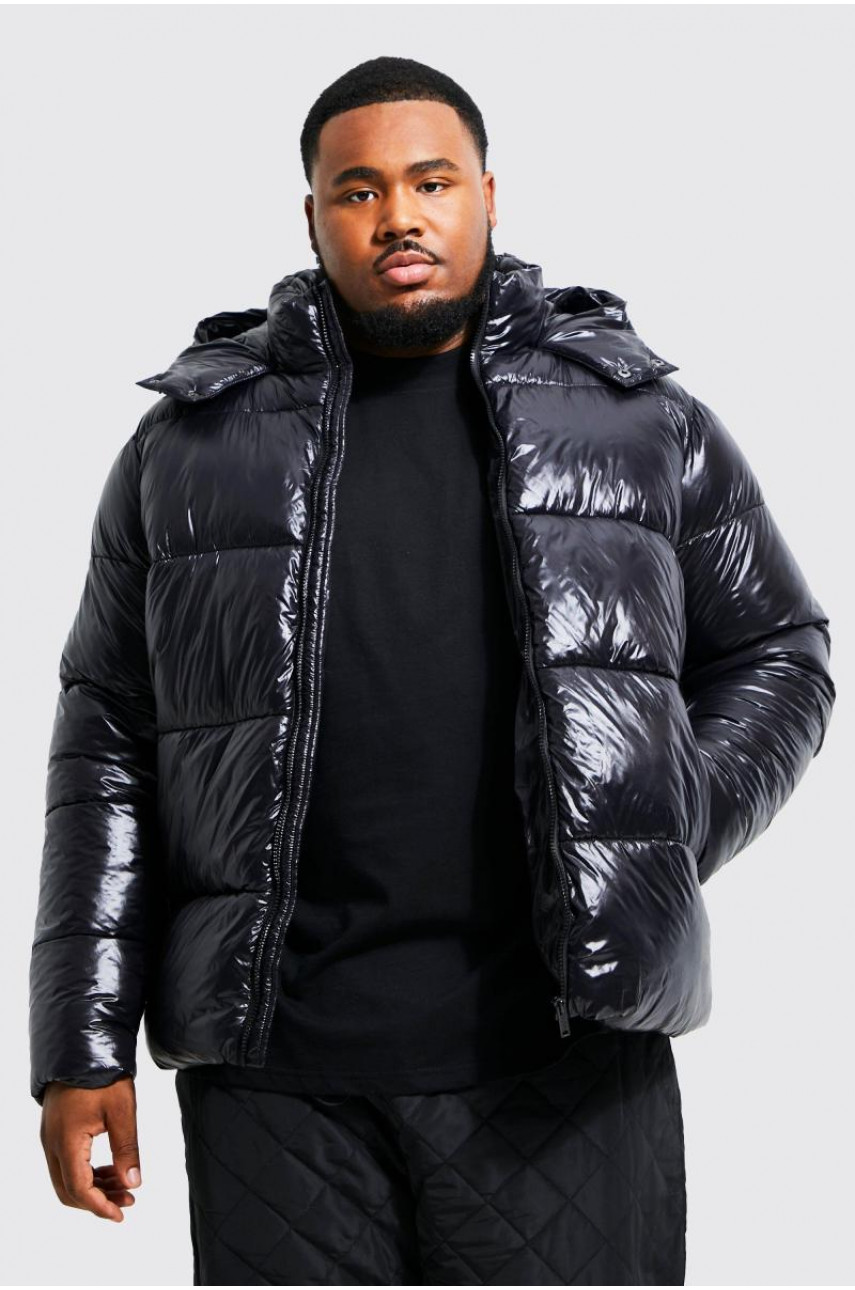 Плюс блискуча куртка-пуховик чорного кольору