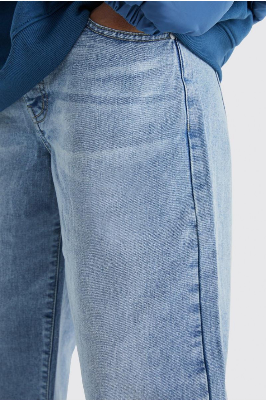 Мішкуваті жорсткі джинси