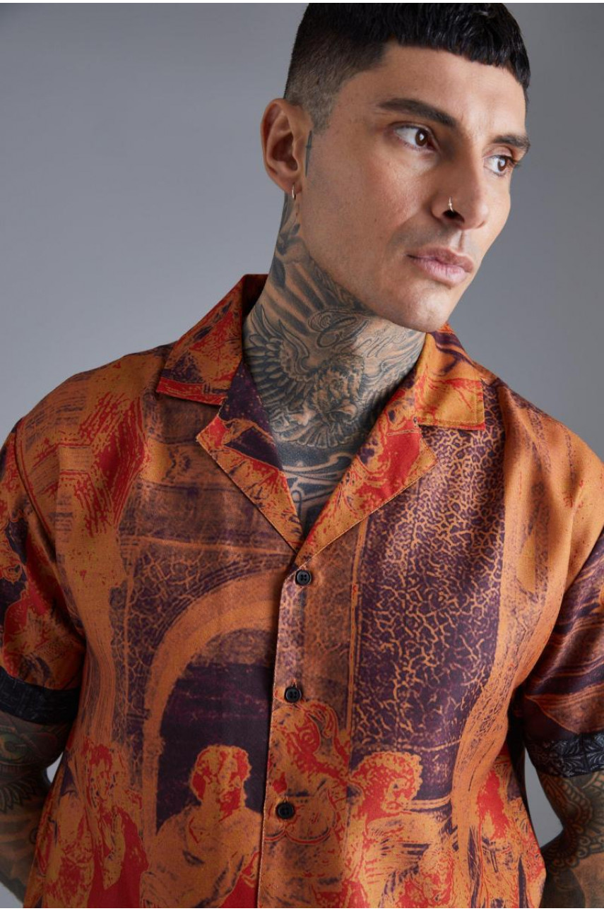 Велика сорочка з розписом із коротким рукавом