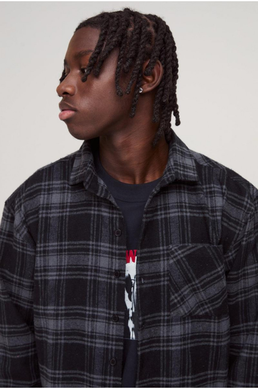 Велика сорочка у велику клітинку