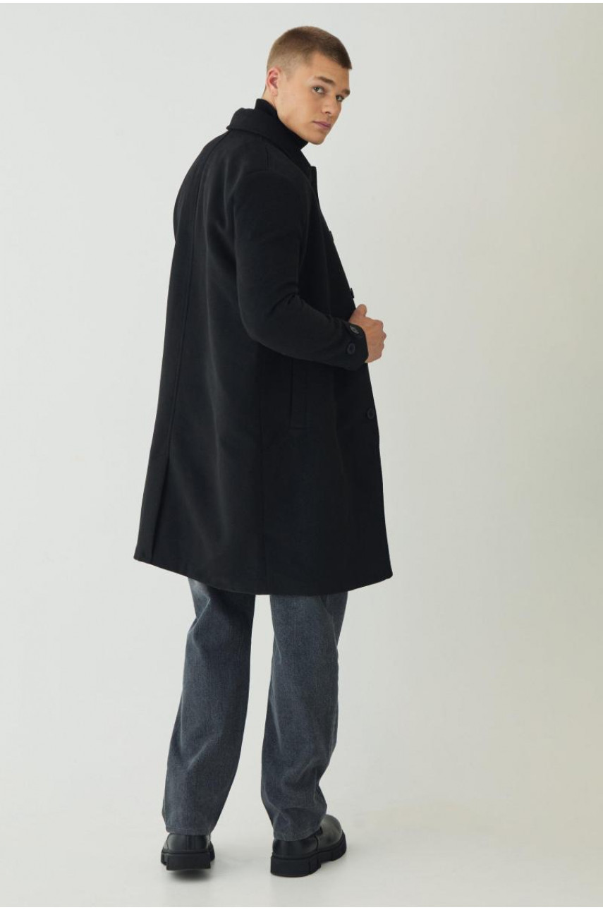 Чорне пальто з простим коміром