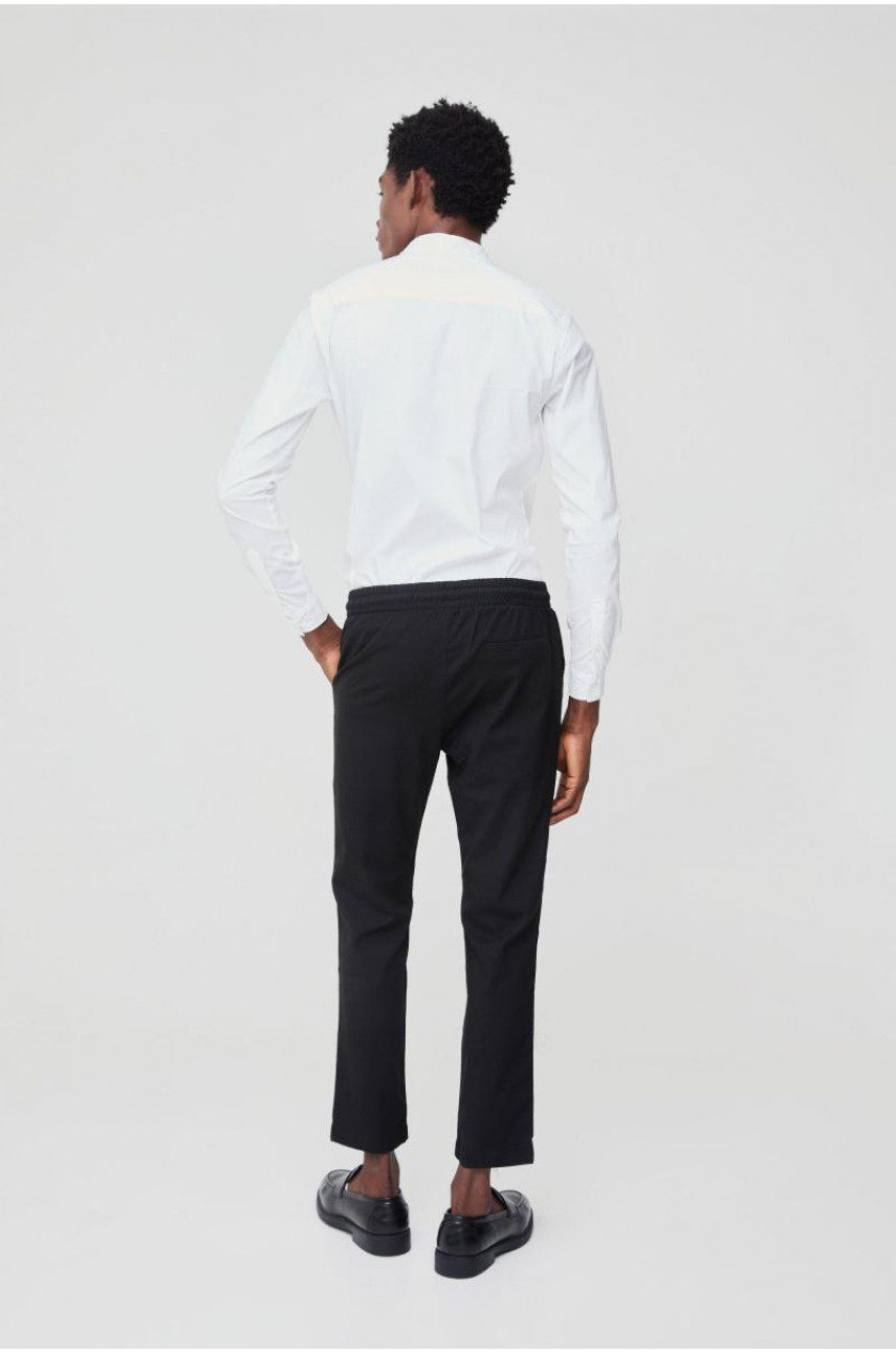 Еластична сорочка з дідусевим коміром і довгим рукавом