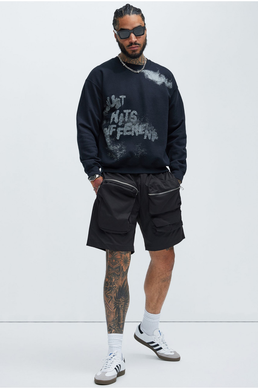 Світшот 'Just Hits Different' (чорний)