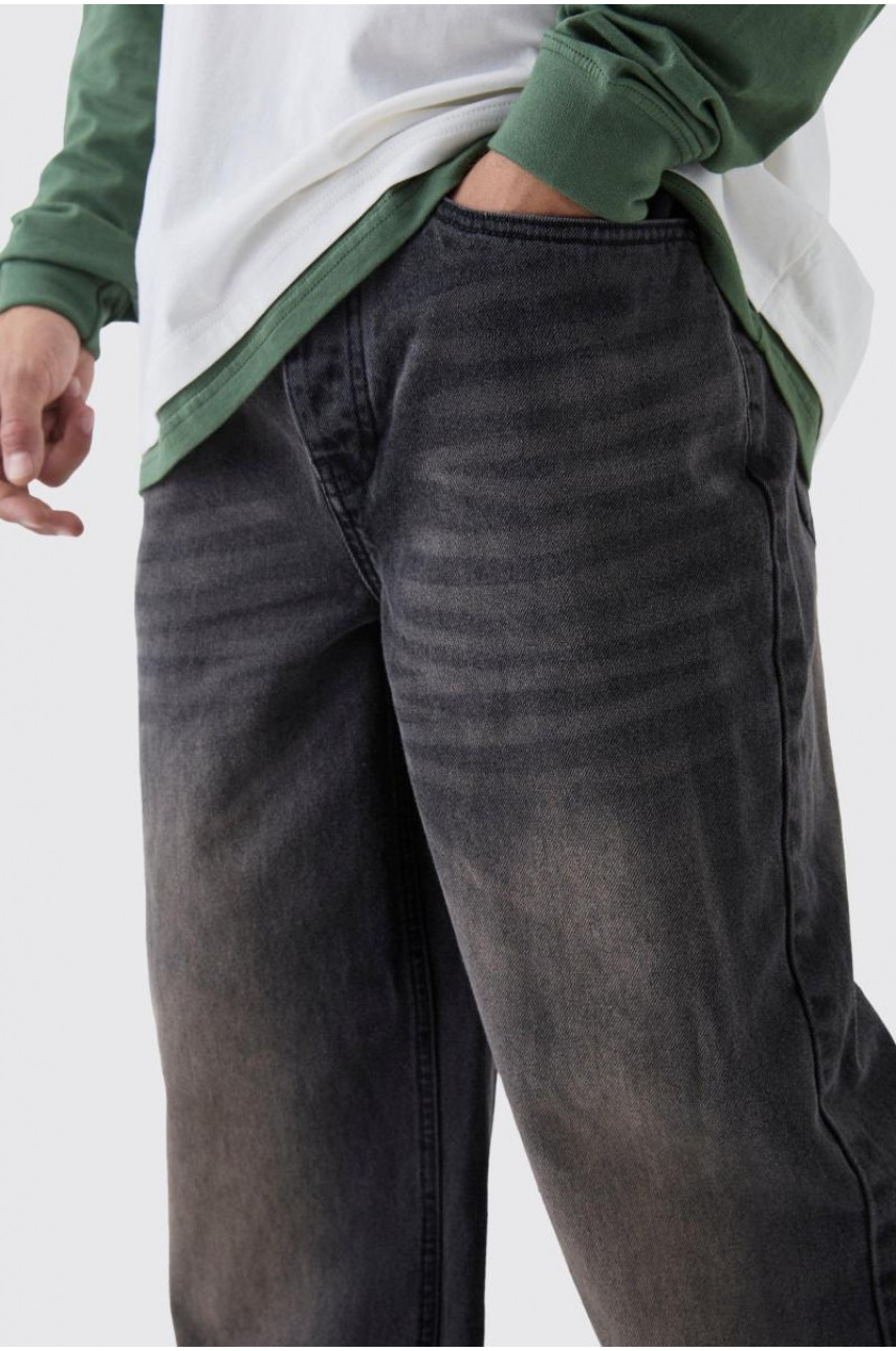 Коричневі випрані джинси вільного крою